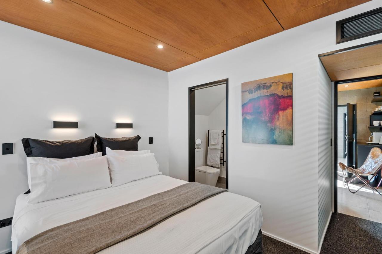Derby Street Guesthouse Gaystay B&B クライストチャーチ エクステリア 写真